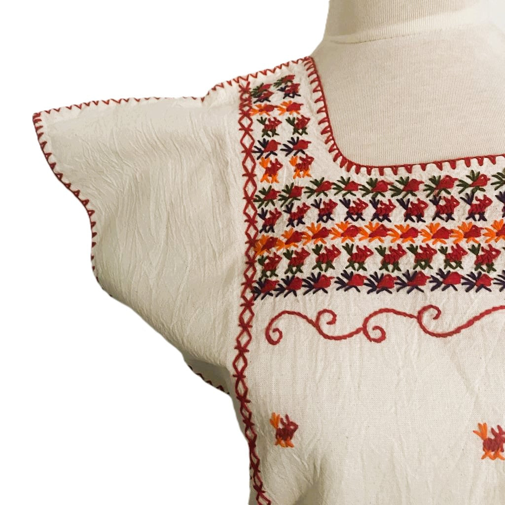 Hand-Embroidered Traditional Huipil Top – Made in Oaxaca - Los Pajaritos - Size Small
