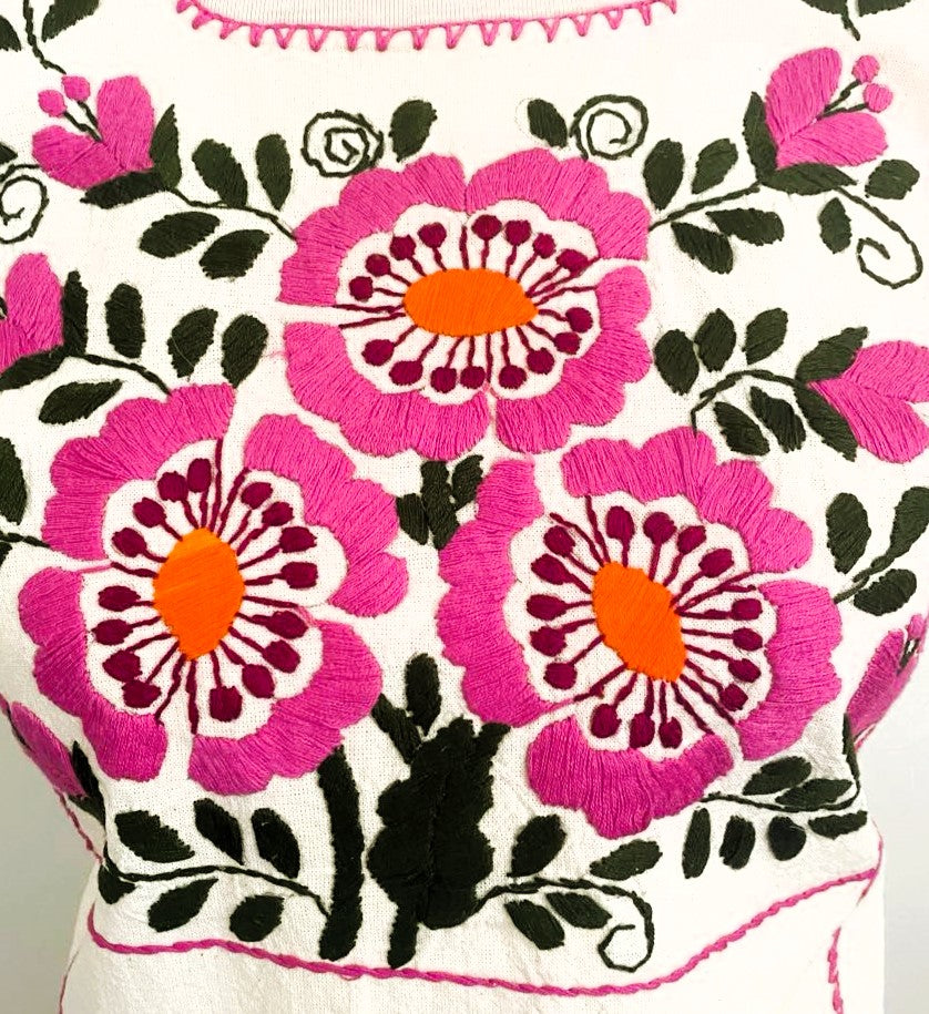 Hand-Embroidered Traditional Huipil Top – Made in Oaxaca – Flores Rosas – One Size L-XL