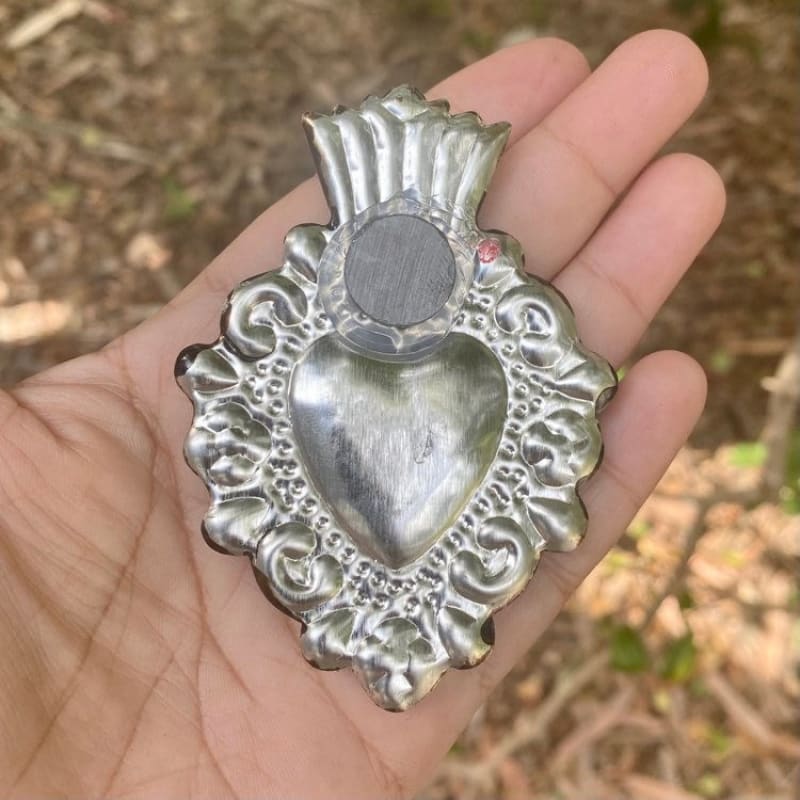 Lux Mexican Heart with Shinny Centre Handmade with Magnet -
